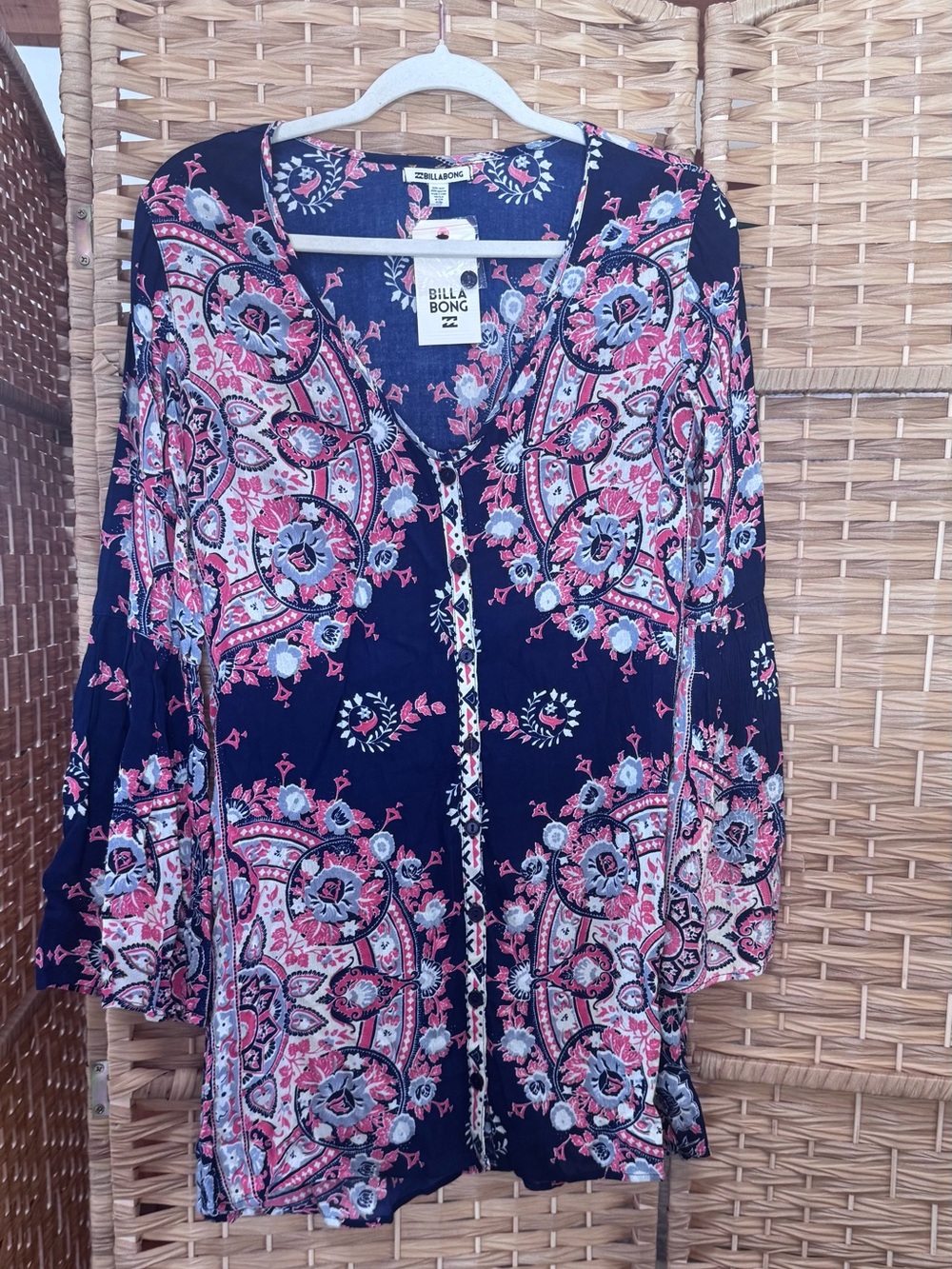 Billabong V-Neck Bell sleeve Dress